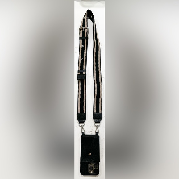 The “ Look At Me” bundle. - Picture 4 of 7